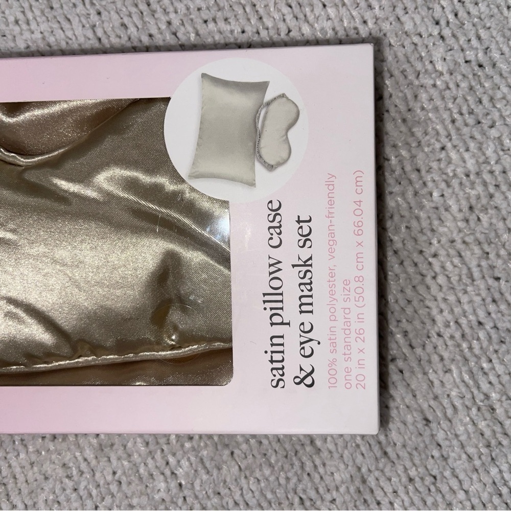 🎁 NIB Satin Pillow Case & Eye Mask Set - Beige - Picture 3 of 4
